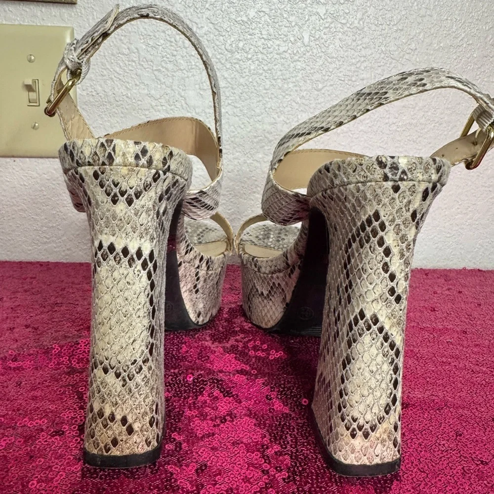 FASHION NOVA 🐍 Chunky Snakeskin Platform Open-Toe Block Heels (Women’s 6.5)